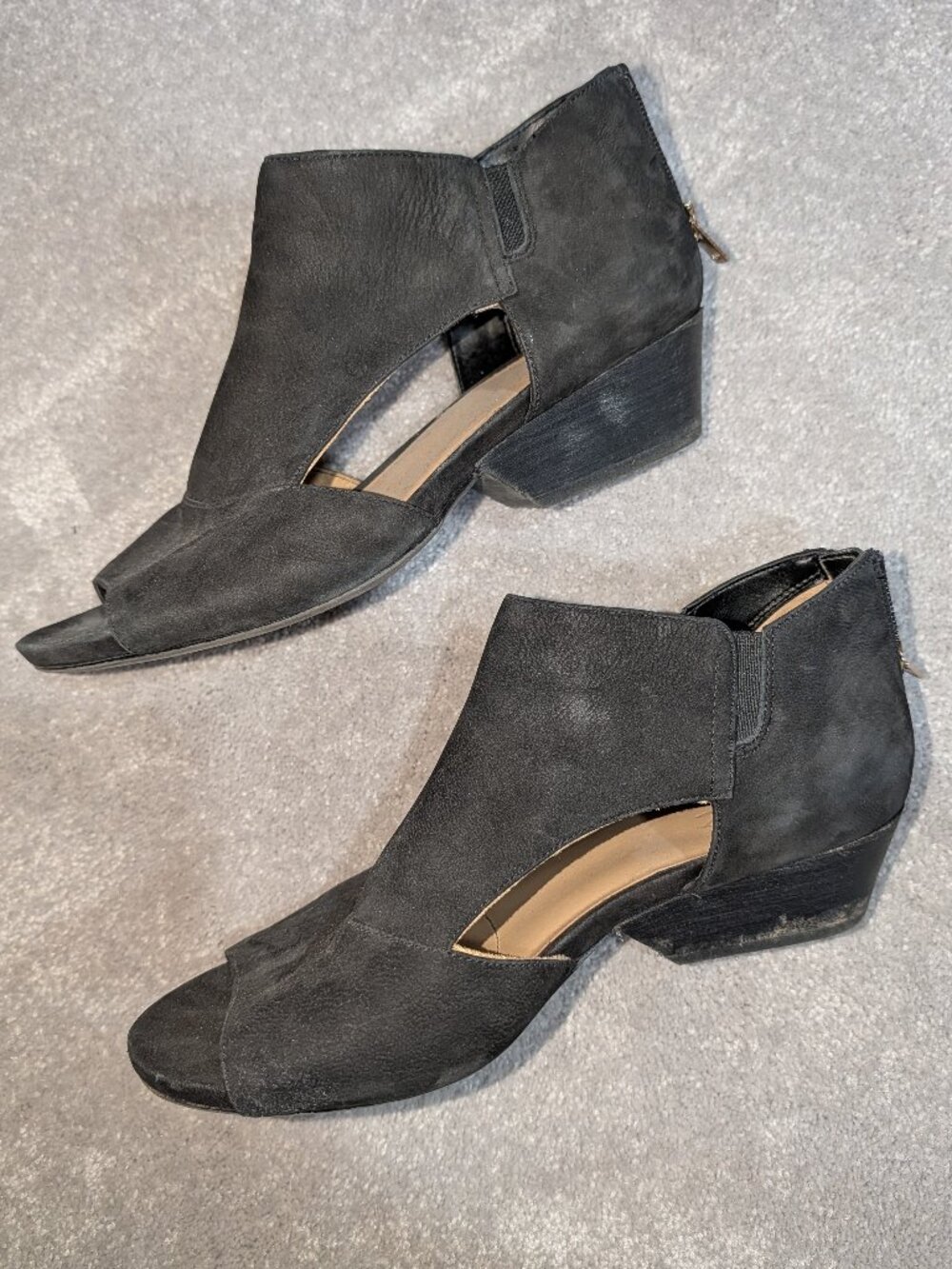New Naturalizer GreySon Peep-Toe Shooties 7.5 Wide